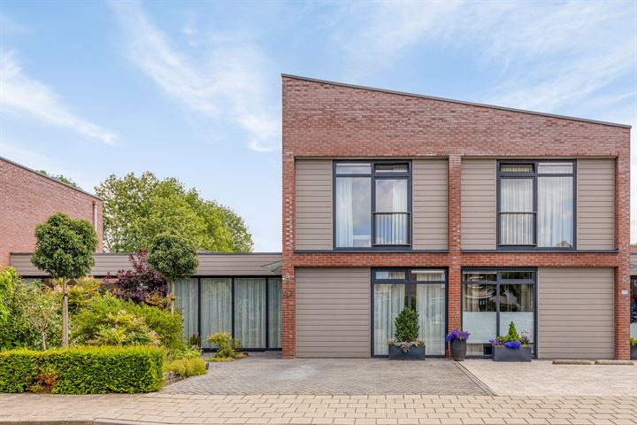 Woolderweg 103b in Borne foto
