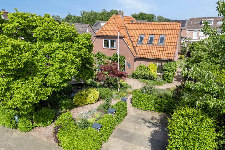 Woolthuisweg 19 in Heino foto