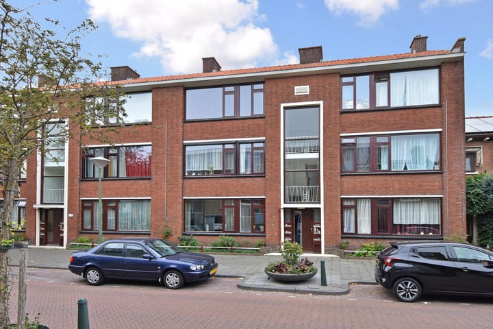 Wormerveerstraat 100 in 's-Gravenhage foto
