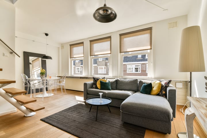 Woubruggestraat 15-2 in Amsterdam foto