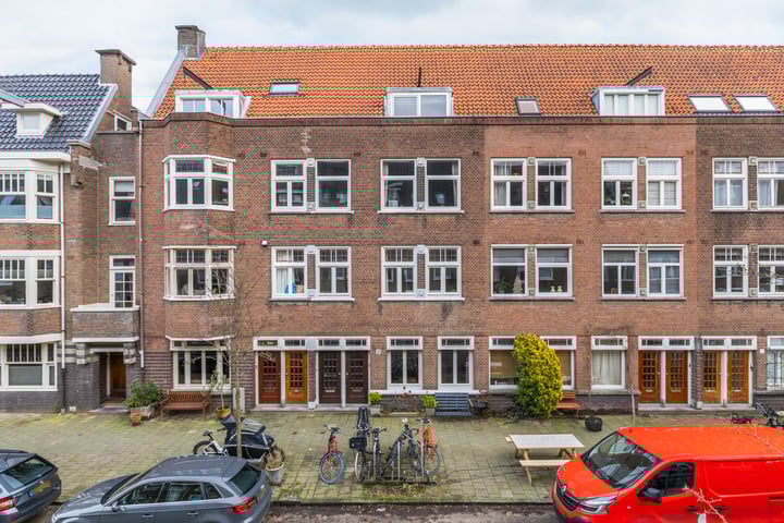 Woubruggestraat 37-1 in Amsterdam foto