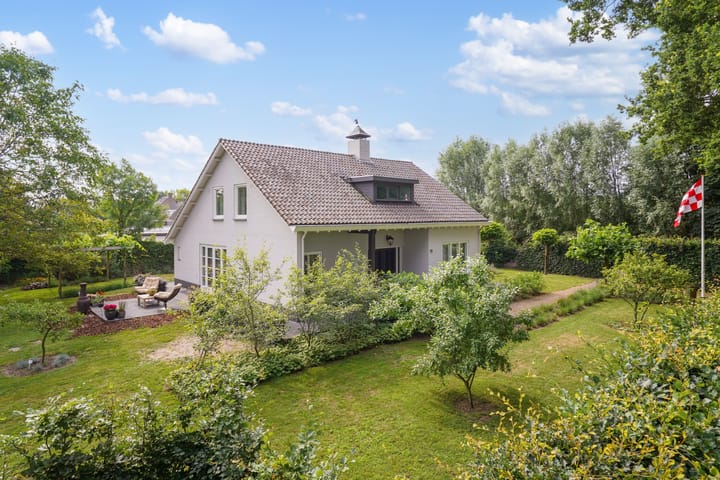 Woudseweg 19 in Den Dungen foto