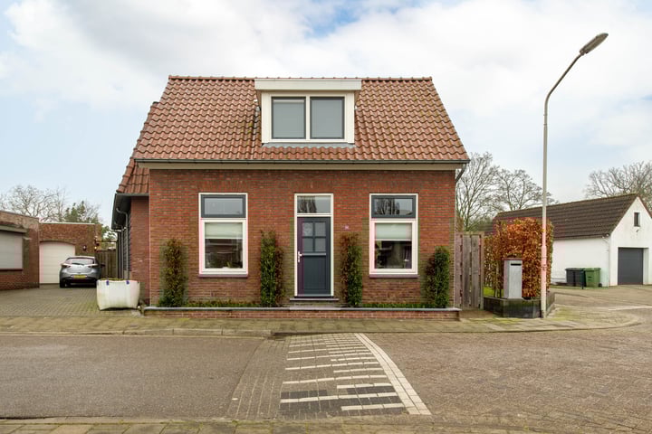 Wouwbaan 20 in Hoogerheide foto