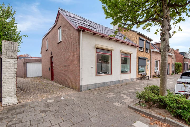 Wouwsestraat 50 in Steenbergen foto