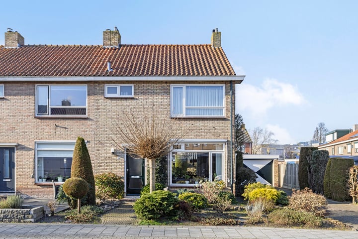 Wulpstraat 16 in Kampen foto
