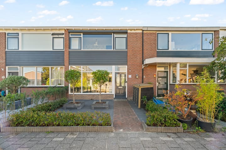 Wulpstraat 8 in Krimpen aan den IJssel foto