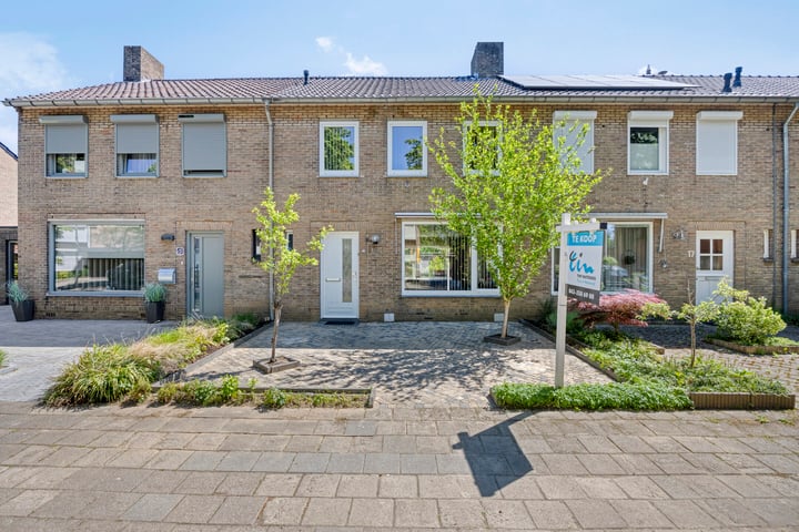 Online Woningbrochure voor www.desireleesensstraat15.nl