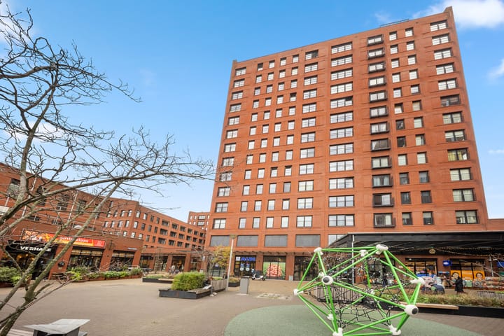 Online Woningbrochure voor www.simoncarmiggelthof176.nl