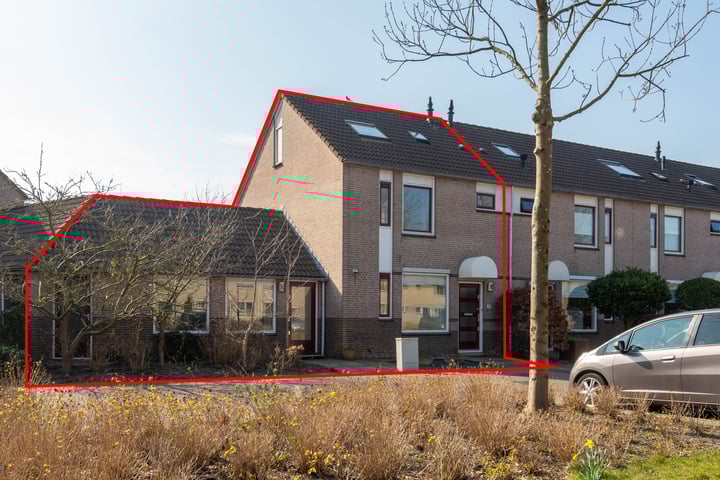 Ypesteinerlaan 19 in Heiloo foto