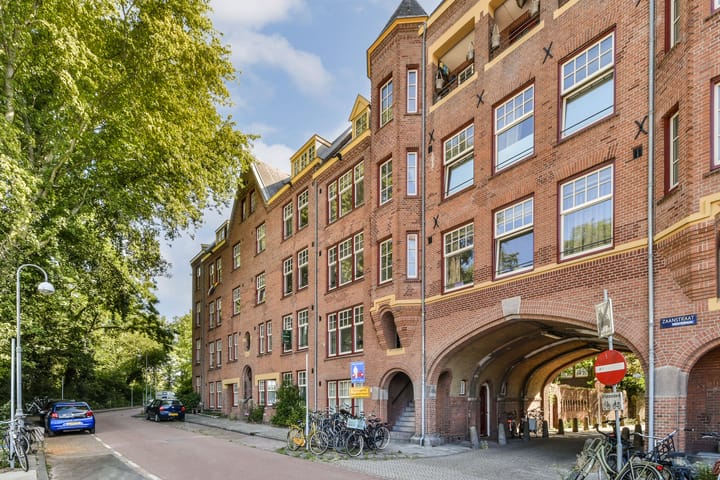 Zaanstraat 363 in Amsterdam foto