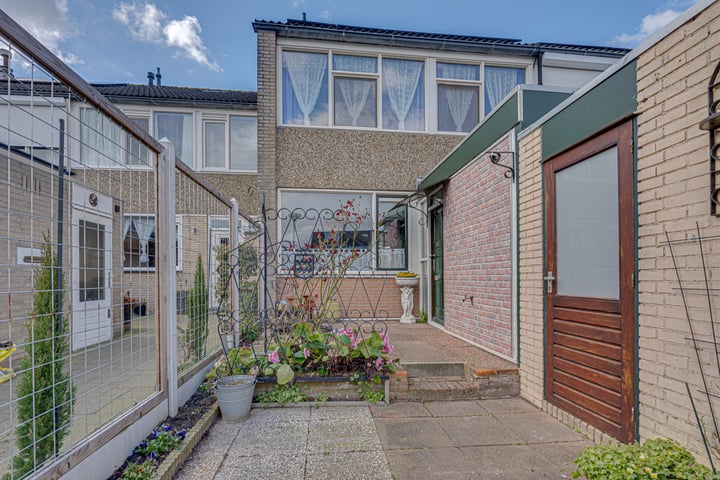 Zaanstraat 82 in Oost-Souburg