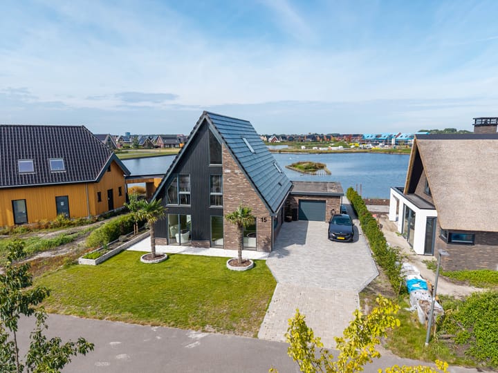 Zalmschouw 15 in Meerstad foto