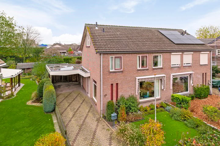 Zalmstraat 2b in Millingen aan de Rijn foto