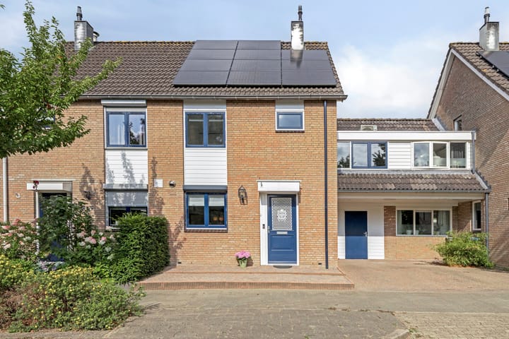 Zalmstraat 6 in Woudrichem foto