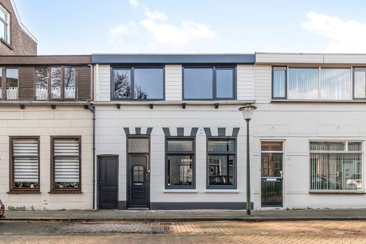 Zalmstraat 9 in Schiedam foto