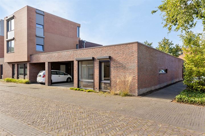 Zandhoen 21 in Eindhoven foto