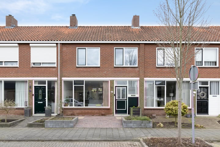 Zandkamp 46 in Hattem foto