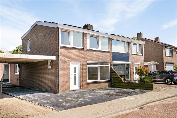 Zandkreekstraat 5 in Lewedorp foto