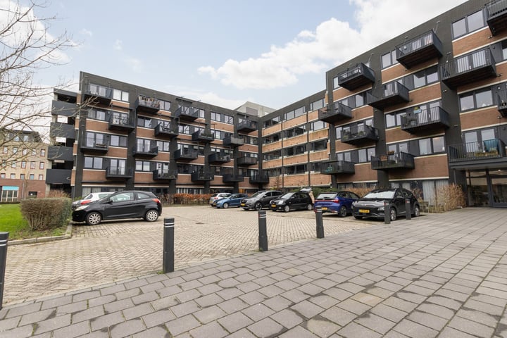 Zandsteen 104 in Hoorn foto
