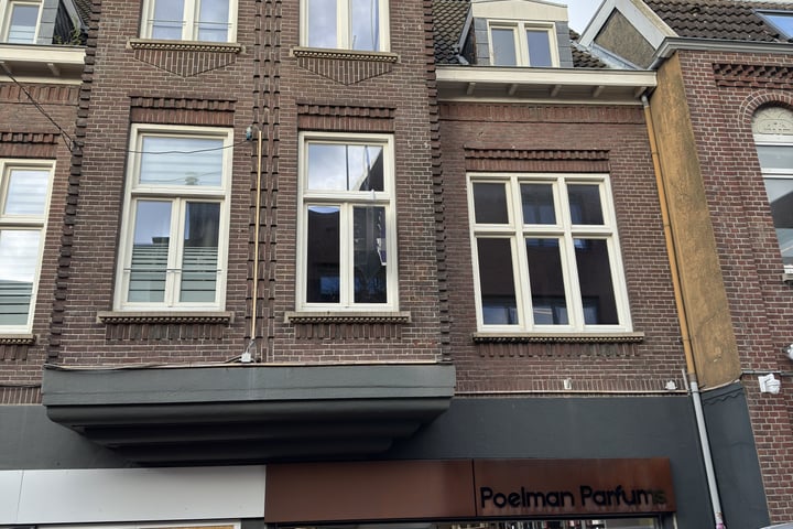 Zandstraat 1B in Hoensbroek foto