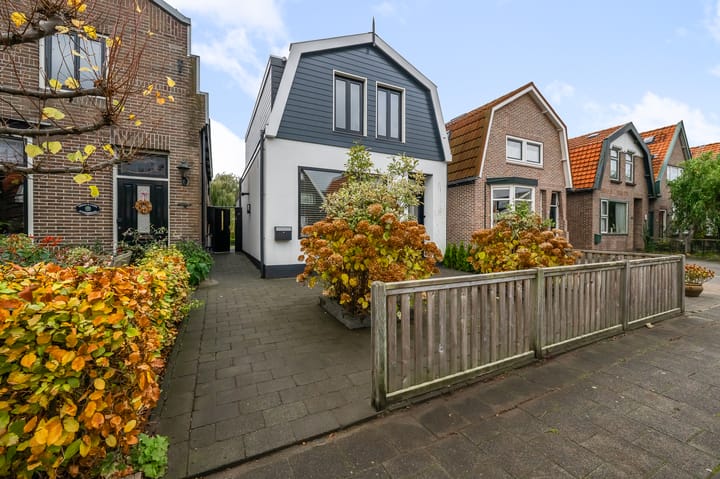 Zandweg 123 in Wormer foto