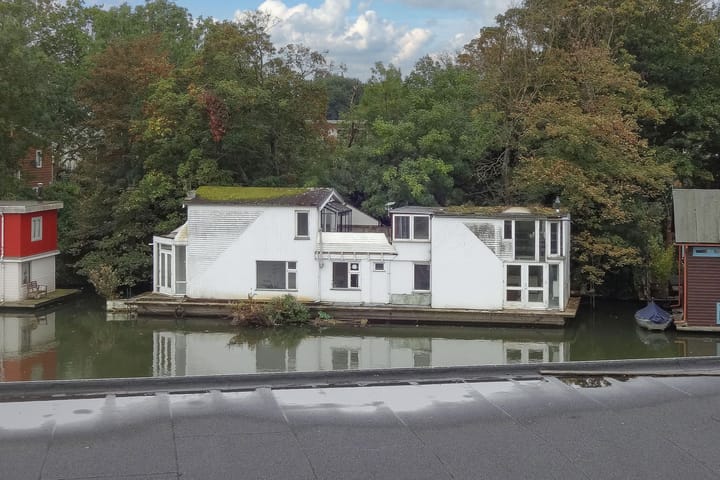 Zeeburgerdijk 561 in Amsterdam