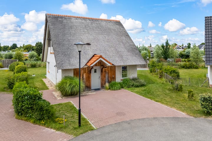 Zeedijk 24-353 in Nieuwvliet foto