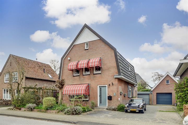 Zeelandsestraat 12 in Millingen aan de Rijn foto