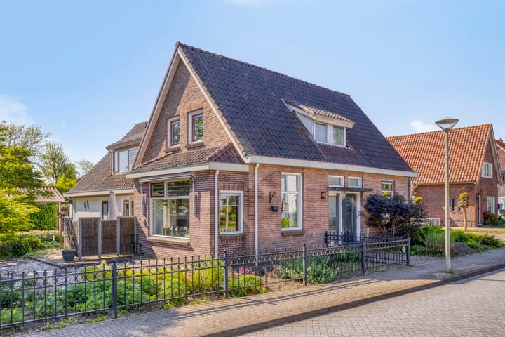 Zeelandsestraat 17 in Millingen aan de Rijn foto