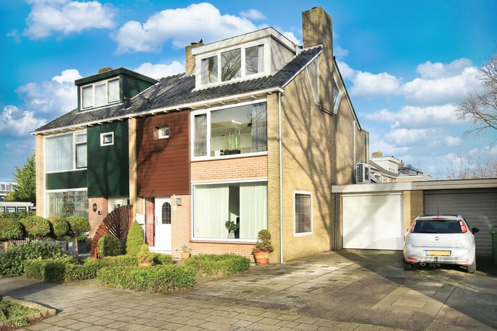 Zeemanlaan 15 in Badhoevedorp foto