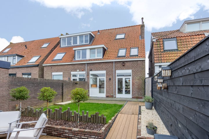 Zeestraat 257 in Beverwijk foto