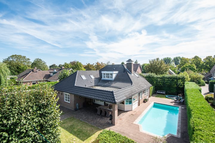 Zeewaardin 18 in 's-Hertogenbosch foto