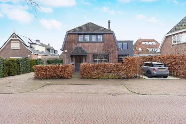 Zeeweg 28 in Huizen foto