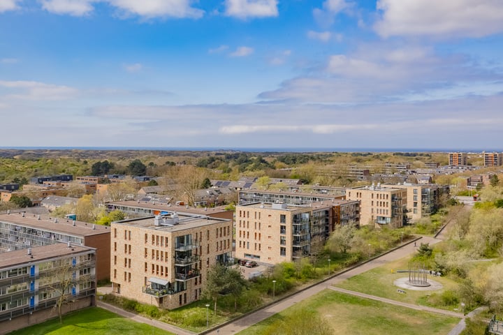 Zeewijkplein 212 in IJmuiden foto