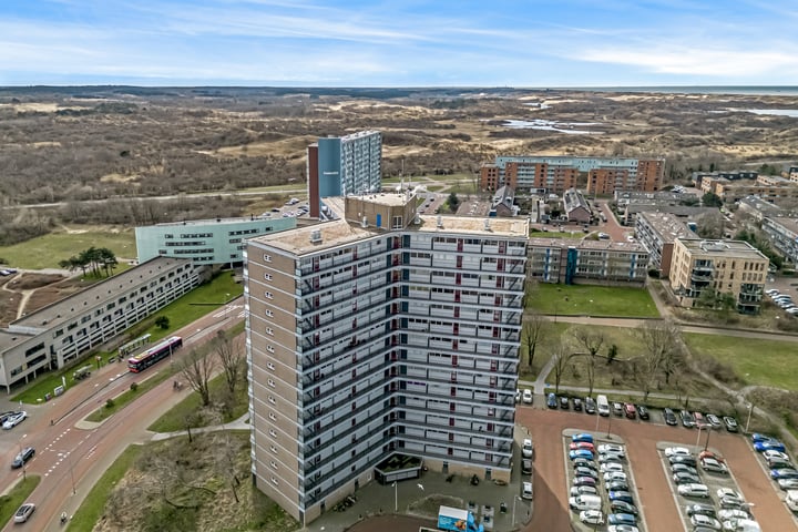 Zeewijkplein 240 in IJmuiden foto