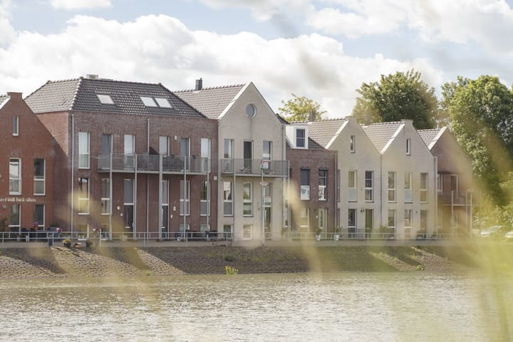 Zellingkade 10 in Gouderak foto