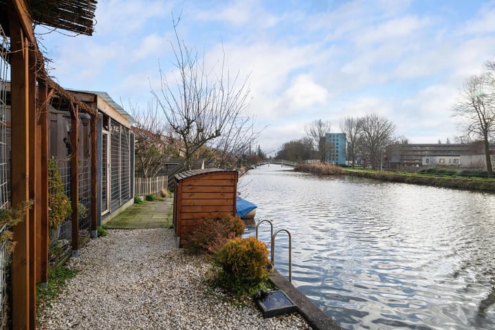 Zestienhovensekade 376 in Rotterdam foto