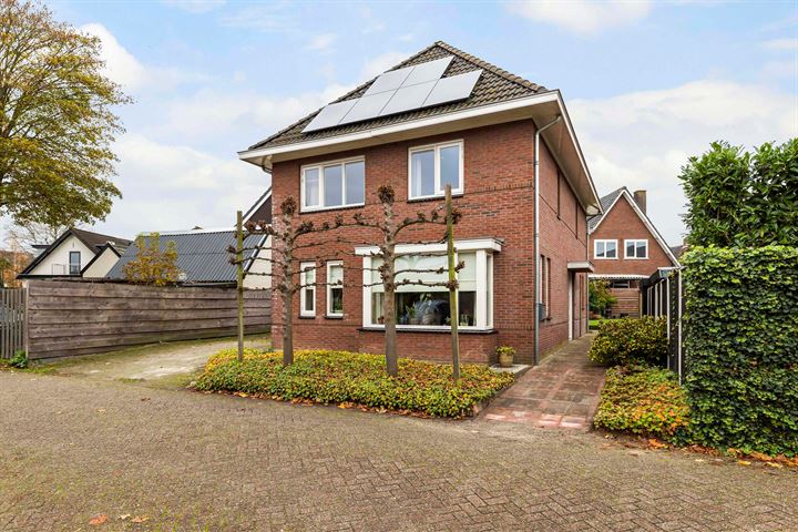 Zevenhuizenseweg 3 in Apeldoorn foto