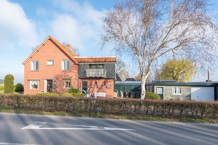Zijdwerk 33 in Zwaagdijk-Oost foto