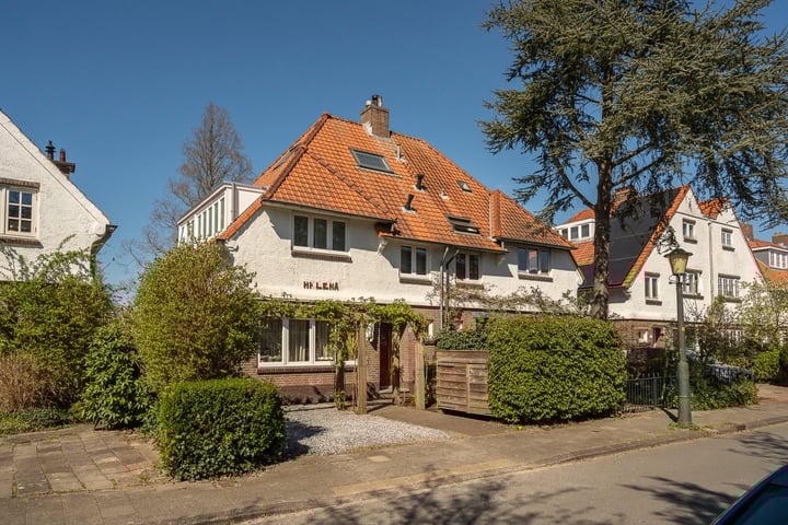 Zijllaan 11 in Wassenaar