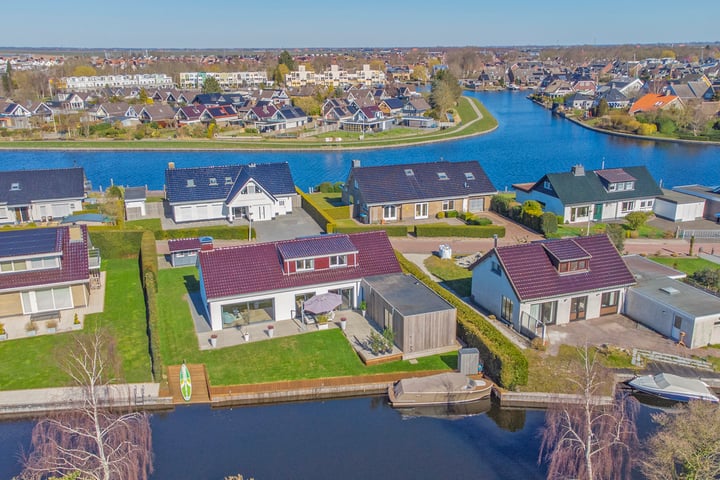 Zijlroede 15 in Lemmer
