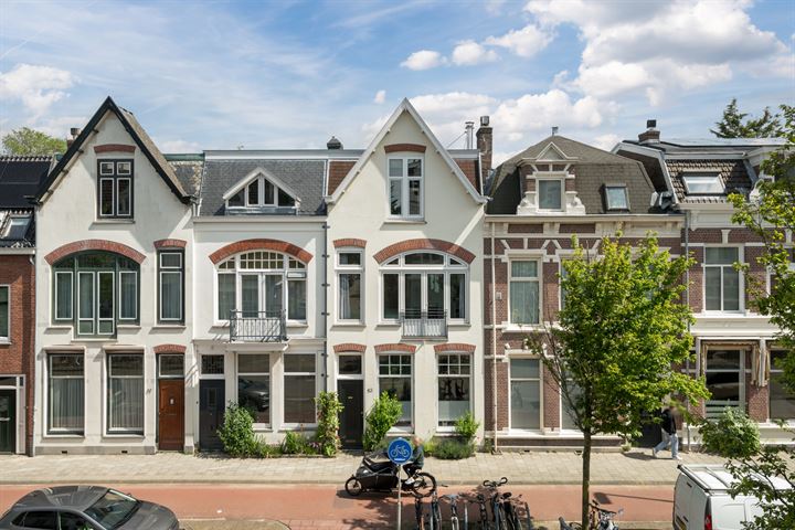 Zijlweg 83 in Haarlem foto