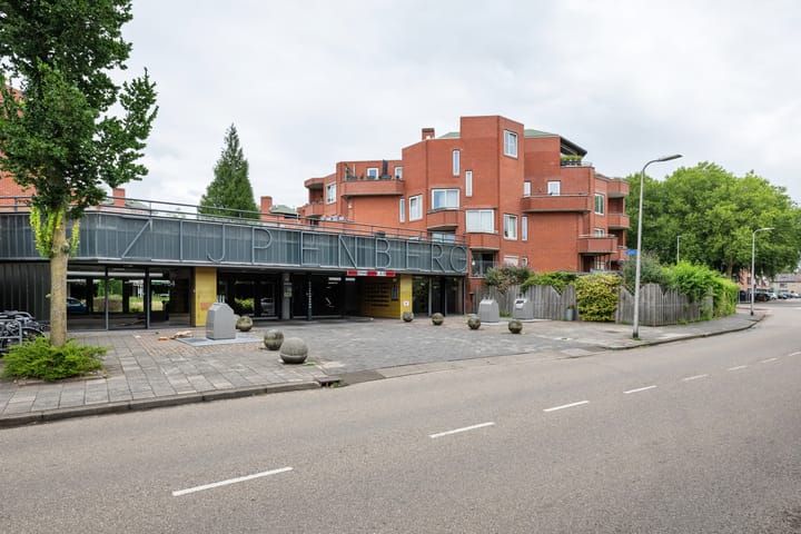 Zijpenberg 133 in Capelle aan den IJssel foto