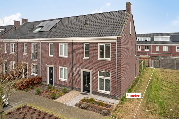 Zilverdragerstraat 19 in Etten-Leur foto