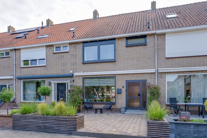 Foto van woning Zilvermeeuwplantsoen 6, Volendam