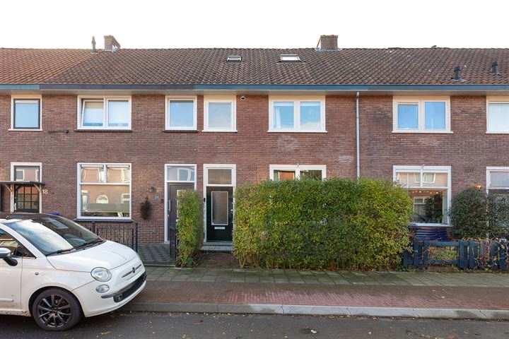 Zilvermeeuwstraat 14 in Hilversum foto