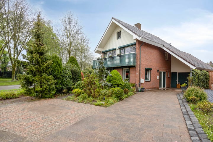 Zilverschoon 1 in Oldenzaal foto