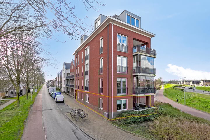 Zinkweg 1 in Oud-Beijerland foto