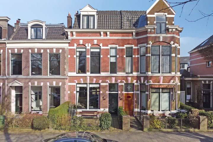 Zoeterwoudsesingel 84 in Leiden foto