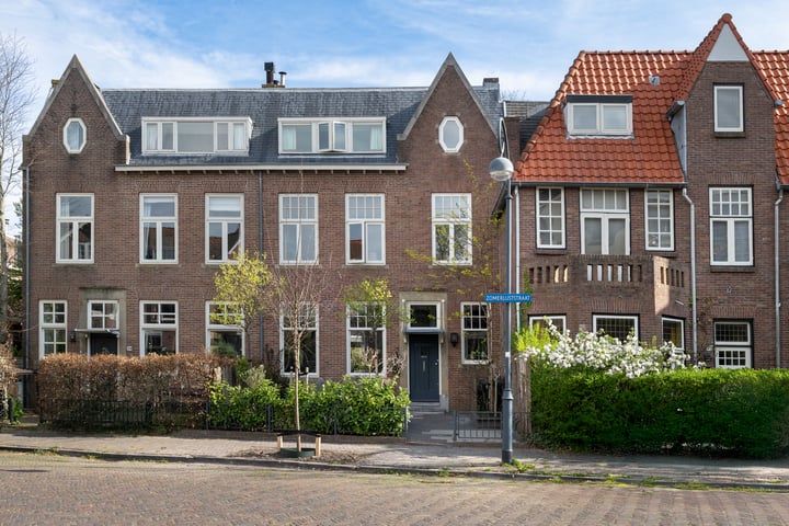 Zomerluststraat 22 in Haarlem foto
